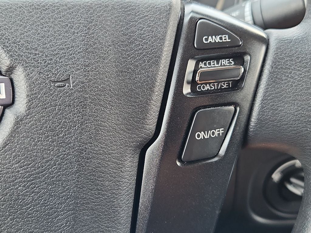 2023 Nissan Frontier Crew Cab SV 4x4