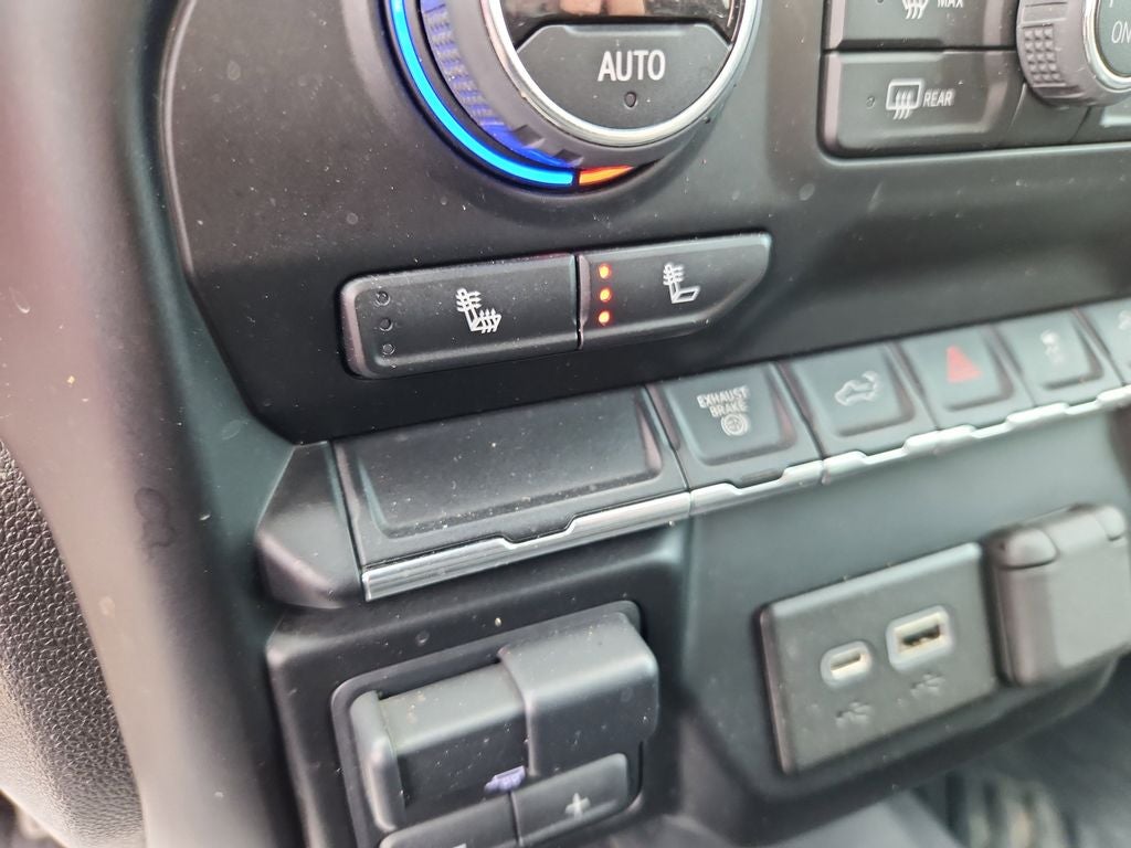 2022 Chevrolet Silverado 3500HD 4WD Crew Cab Standard Bed LT