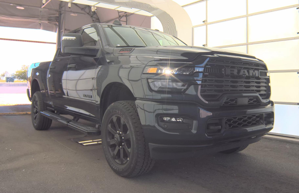2025 RAM 2500 Big Horn Crew Cab 4x4 6'4' Box