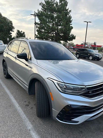 2023 Volkswagen Tiguan 2.0T SE R-Line Black