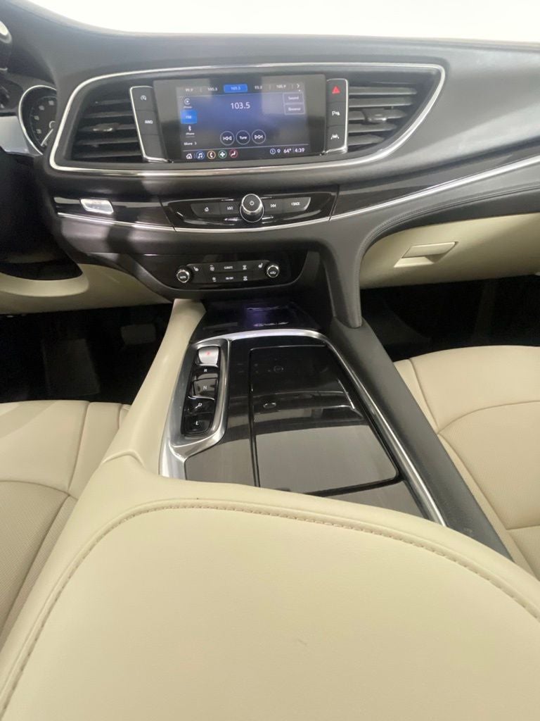 2022 Buick Enclave AWD Essence