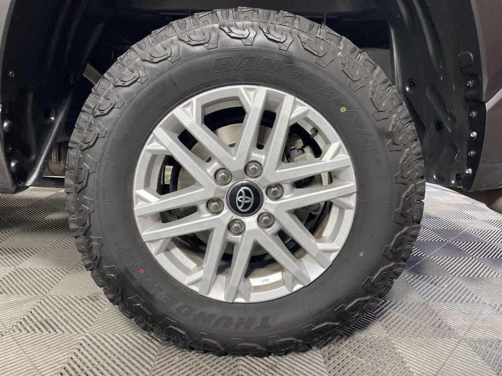 2025 Toyota Tundra SR5