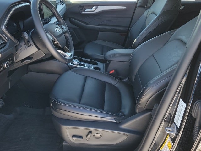 2025 Ford Escape Hybrid Platinum