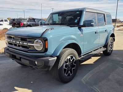 2023 Ford Bronco Outer Banks