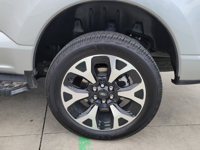 2023 Ford F-150 Lightning Platinum