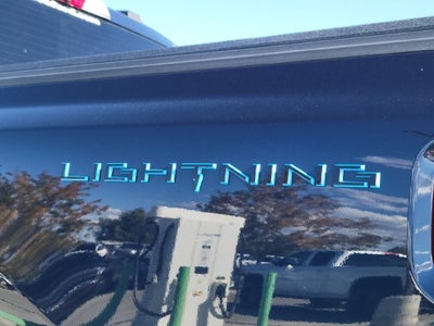 2023 Ford F-150 Lightning XLT