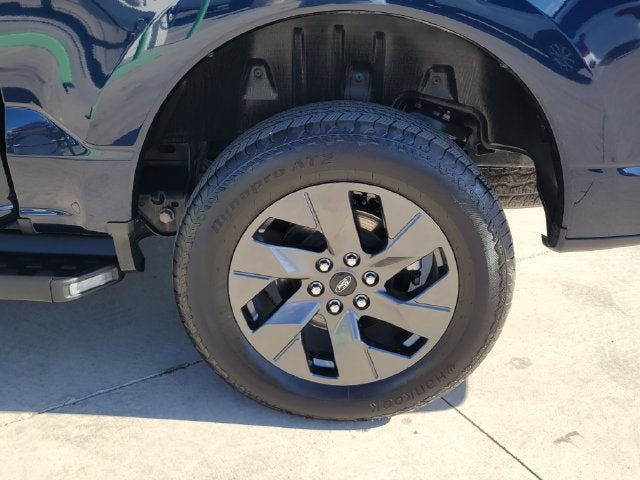 2023 Ford F-150 Lightning XLT