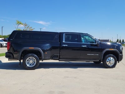 2025 GMC Sierra 3500HD Denali Ultimate