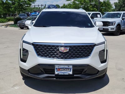 2024 Cadillac XT4 Premium Luxury