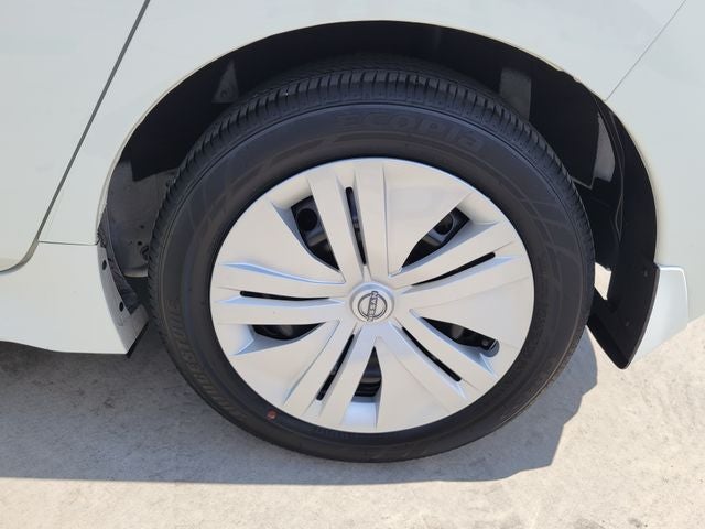 2025 Nissan Leaf S