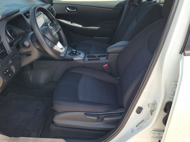 2025 Nissan Leaf S