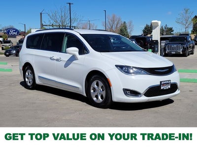 2017 Chrysler Pacifica Touring L Plus