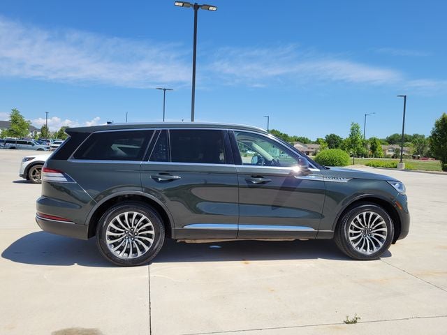 2022 Lincoln Aviator Standard