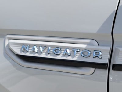 2023 Lincoln Navigator L Reserve