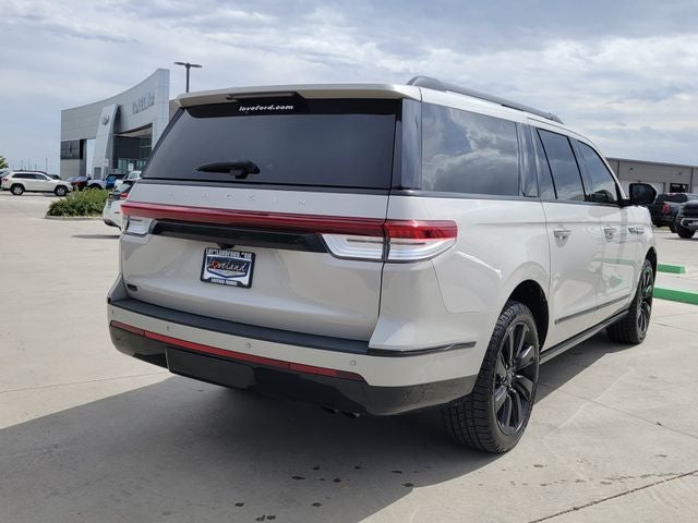 2023 Lincoln Navigator L Reserve