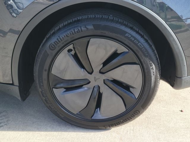 2026 Tesla Model Y Long Range