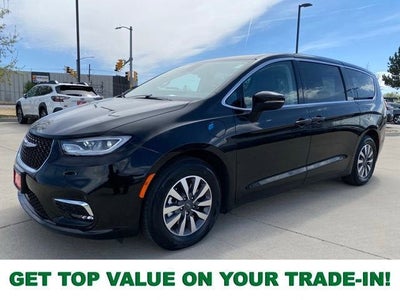 2023 Chrysler Pacifica Hybrid Touring L