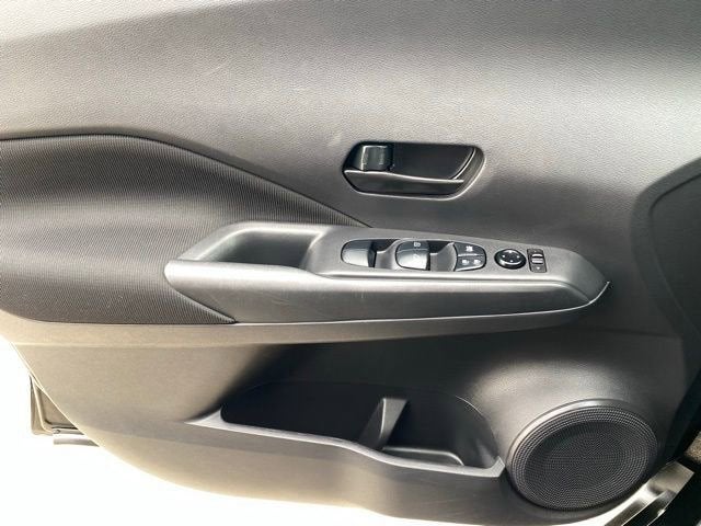 2022 Nissan Kicks S