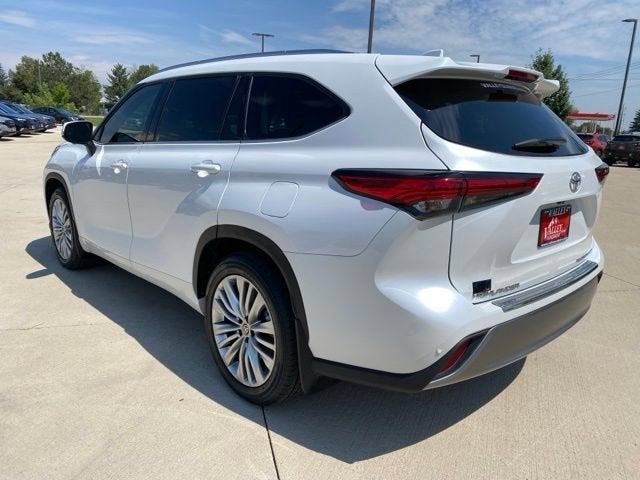 2023 Toyota Highlander Platinum