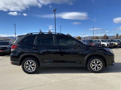 2023 Subaru Forester Premium