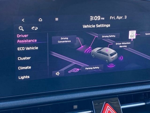 2024 Kia Niro EX Touring