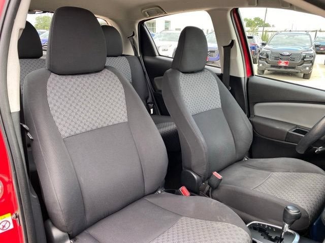 2015 Toyota Yaris L