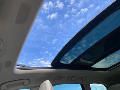 2023 Volvo XC60 Plus Bright Theme