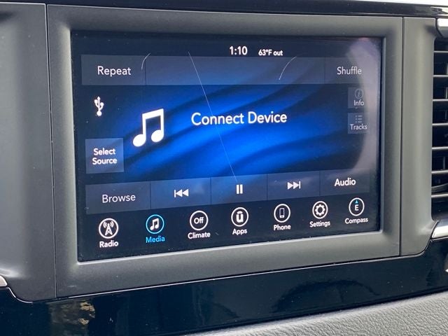 2021 Chrysler Voyager LXI