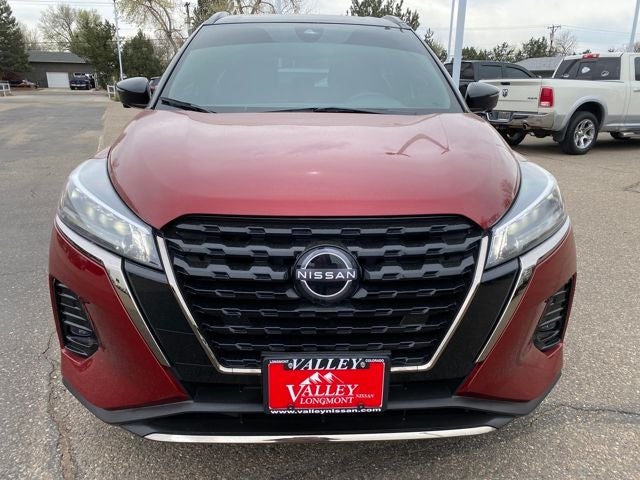 2023 Nissan Kicks SR