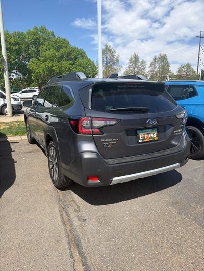 2025 Subaru Outback Touring
