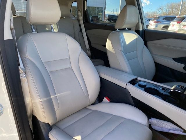 2022 Nissan Rogue SL