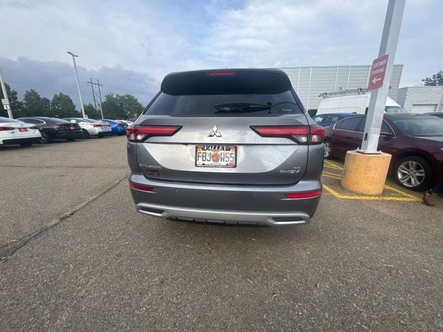2024 Mitsubishi Outlander PHEV SE