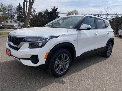 2022 Kia Seltos S