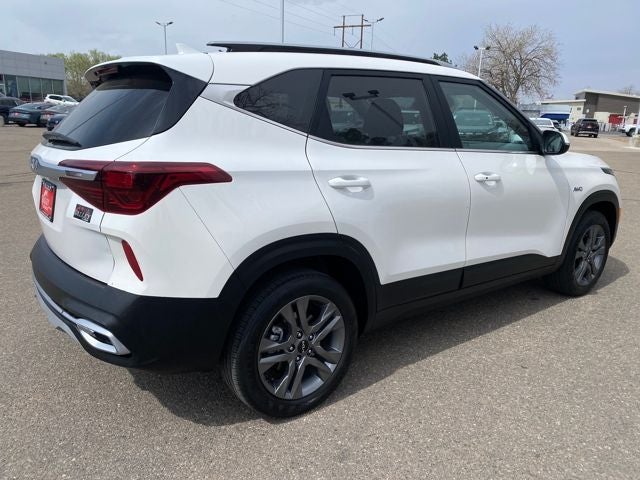 2022 Kia Seltos S