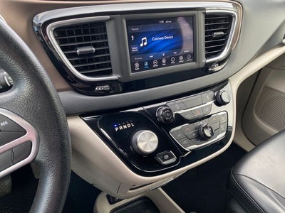 2021 Chrysler Voyager LXI