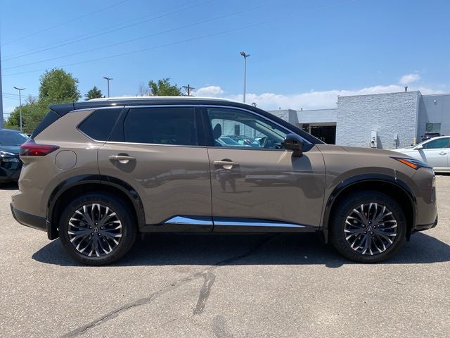 2024 Nissan Rogue Platinum