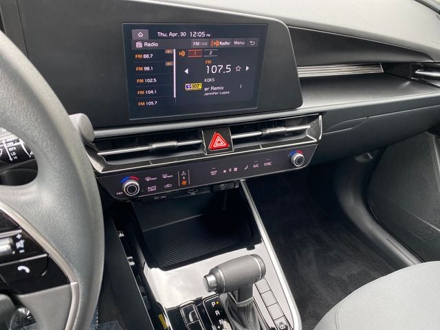 2024 Kia Niro LX