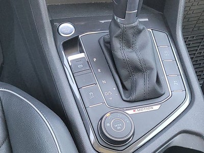 2018 Volkswagen Tiguan 2.0T SEL Premium 4Motion