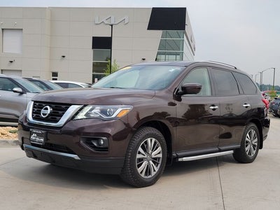 2020 Nissan Pathfinder SL