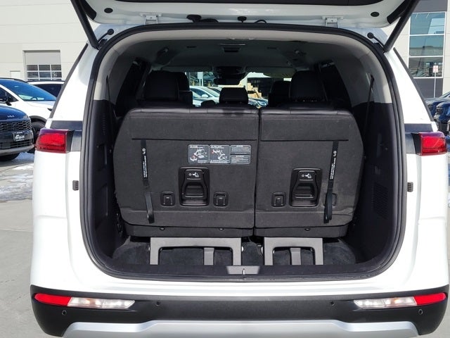 2023 Kia Carnival EX