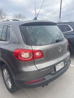 2011 Volkswagen Tiguan SE