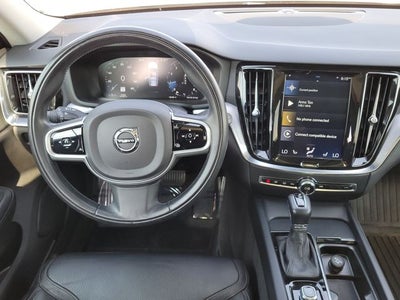 2020 Volvo V60 Cross Country T5
