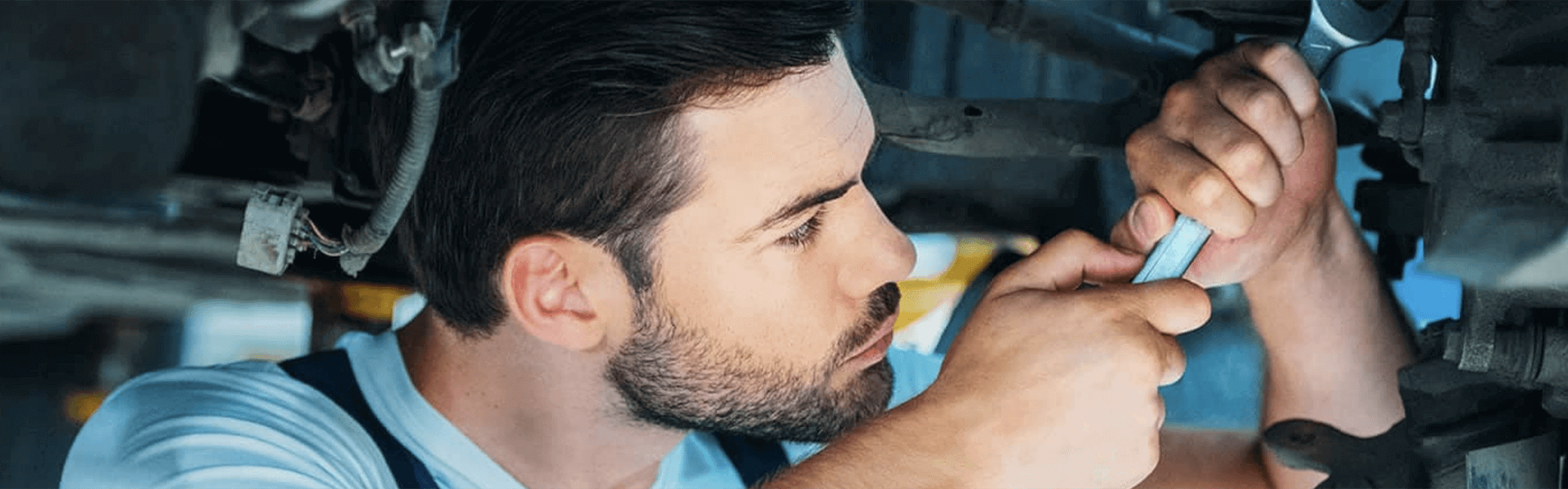 Auto service technician